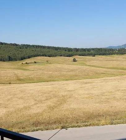 Aparthotel Aura Hills