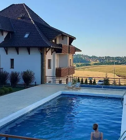 Aura Hills * زلاتيبور