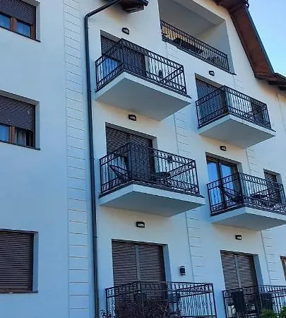 Aura Hills * زلاتيبور