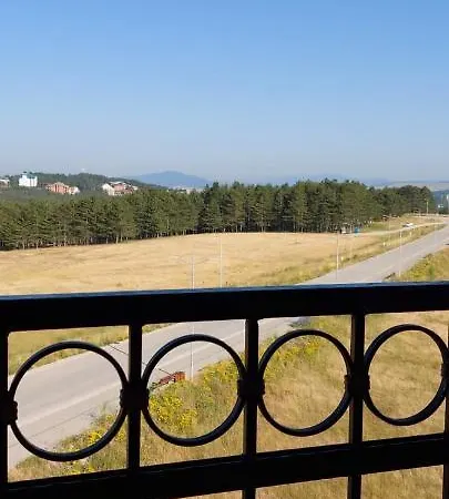 Aura Hills Lägenhetshotell Zlatibor