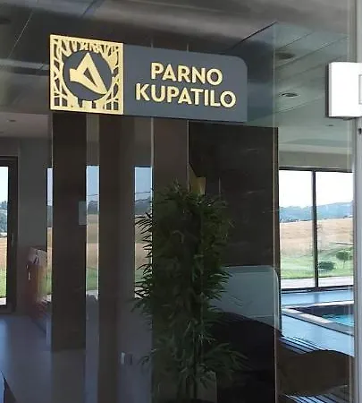 Aura Hills Lägenhetshotell Zlatibor