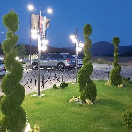 Aura Hills Lägenhetshotell Zlatibor