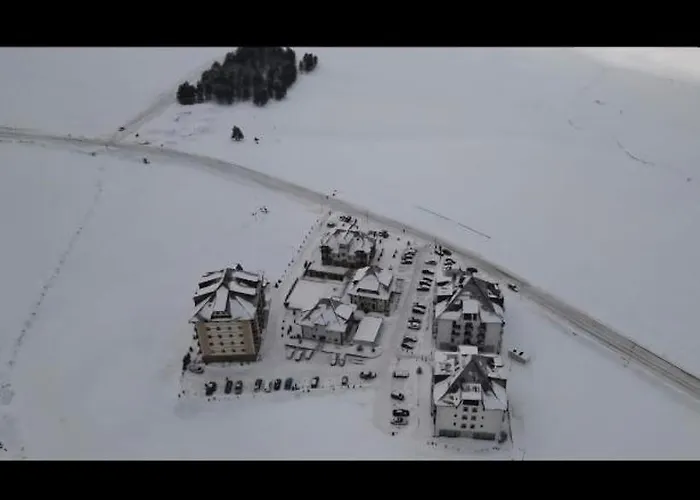 Aura Hills Ξενοδοχείο με διαμερίσματα