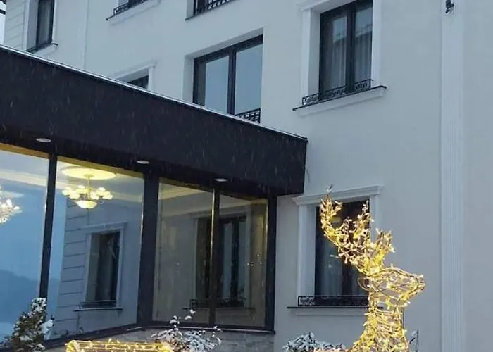 Aura Hills Ξενοδοχείο με διαμερίσματα