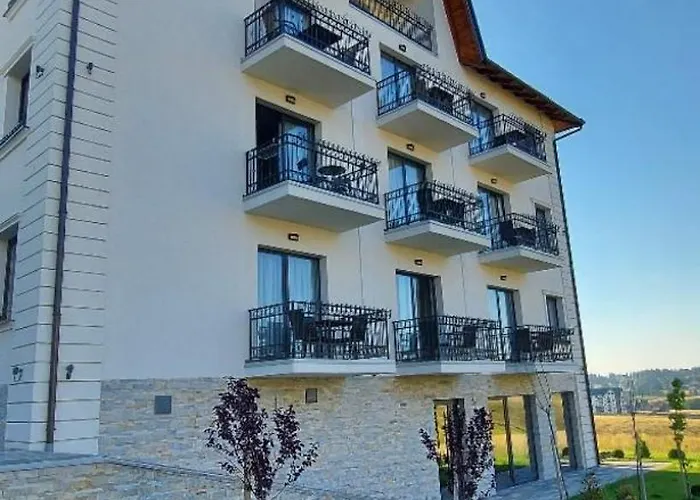 Ξενοδοχείο με διαμερίσματα Aura Hills Ζλάτιμπορ