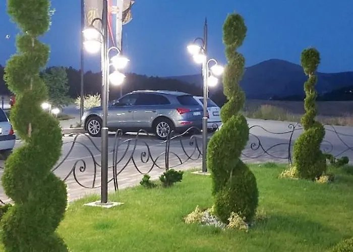 Aura Hills Ξενοδοχείο με διαμερίσματα Ζλάτιμπορ