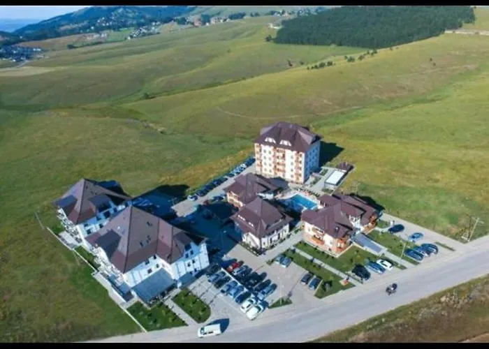 Aura Hills Ξενοδοχείο με διαμερίσματα